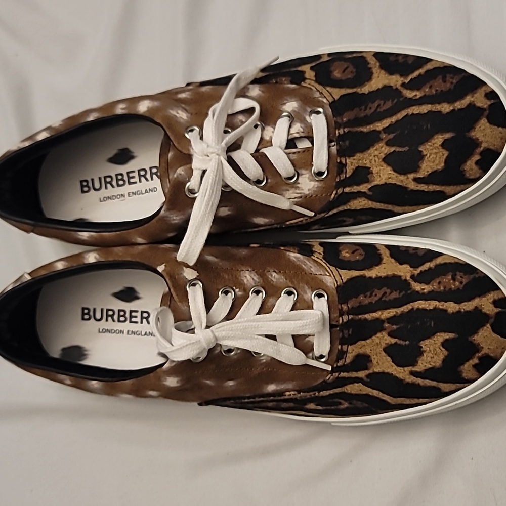 Burberry shoes